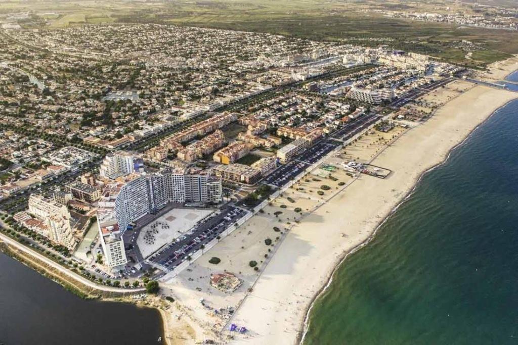 Costa Brava Acollidor Apartament Amb Gran Terrassa Per A 3 Persones Castello d'Empuries Bagian luar foto